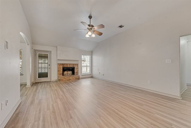 91 Post Oak Drive, Waxahachie, TX 75165