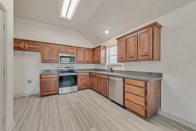 91 Post Oak Drive, Waxahachie, TX 75165