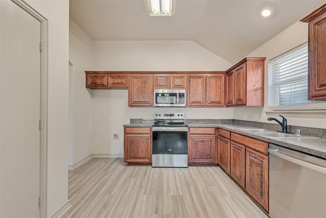 91 Post Oak Drive, Waxahachie, TX 75165