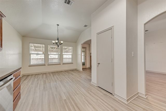 91 Post Oak Drive, Waxahachie, TX 75165