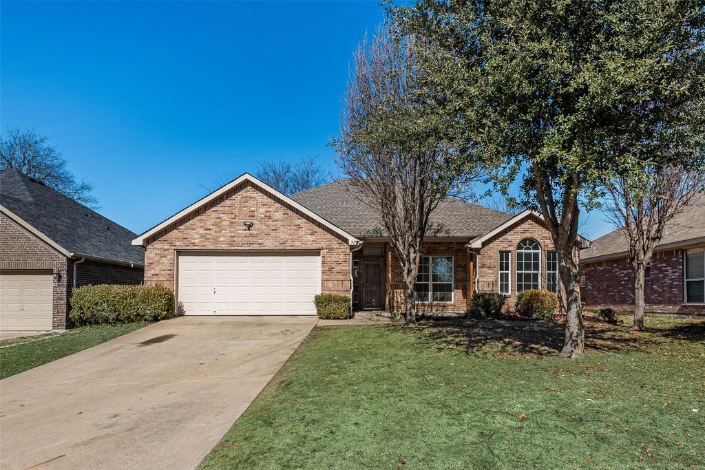 91 Post Oak Drive, Waxahachie, TX 75165