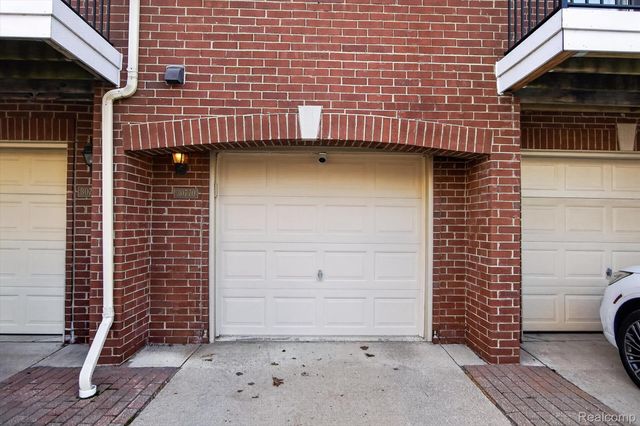 30770 Ardmore Court, Novi, MI 48377