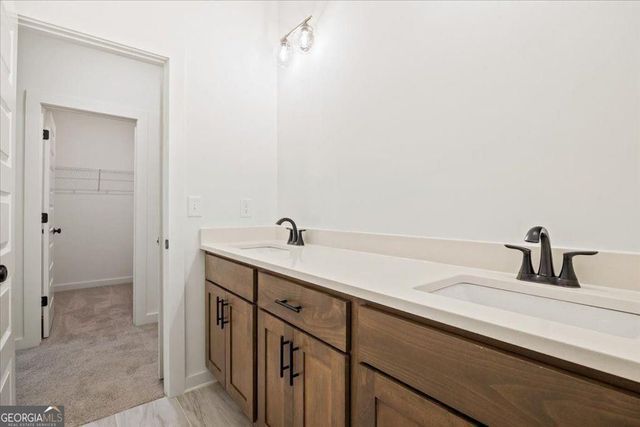 8330 Creekside Overlook Drive, Gainesville, GA 30506