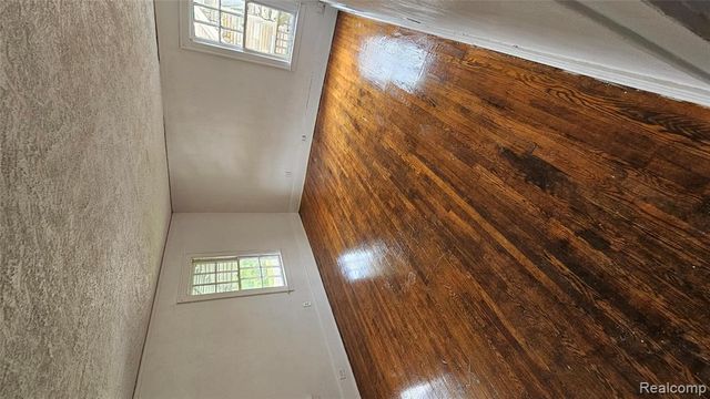 345 W Nevada Street, Highland Park, MI 48203