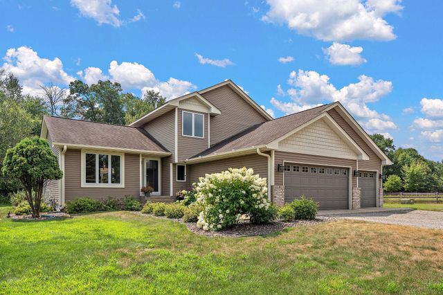 5370 226th Avenue NE, Bethel, MN 55005