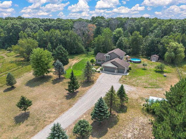 5370 226th Avenue NE, Bethel, MN 55005