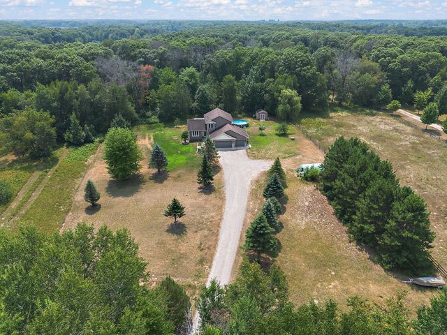 5370 226th Avenue NE, Bethel, MN 55005