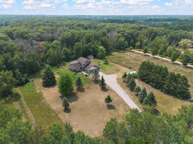 5370 226th Avenue NE, Bethel, MN 55005