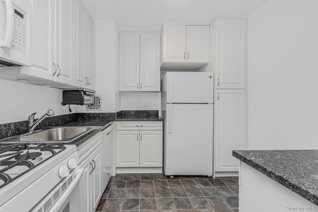 21 Fairview Avenue 416, Tuckahoe, NY 10707