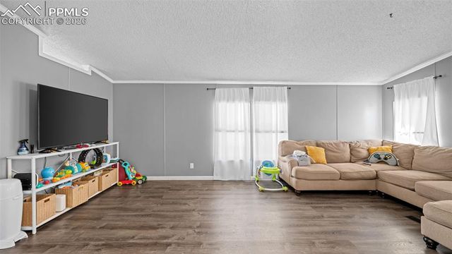 2519 E 10th Street, Pueblo, CO 81001