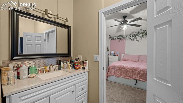 2519 E 10th Street, Pueblo, CO 81001