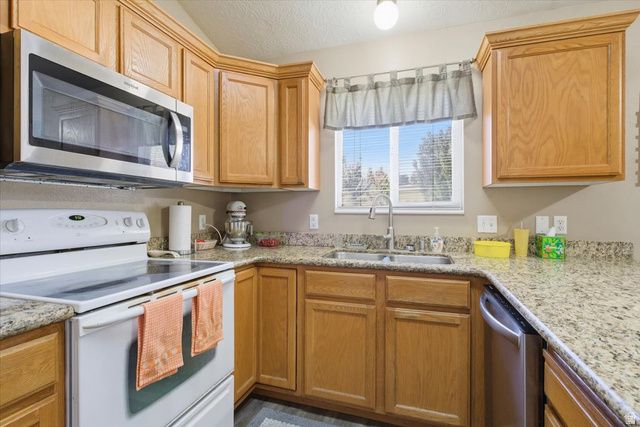 386 S 2390 W, Provo, UT 84601