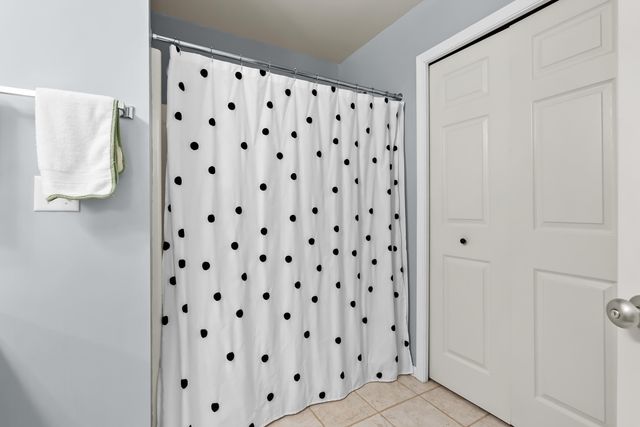 4050 W Centre Avenue 115, Portage, MI 49024