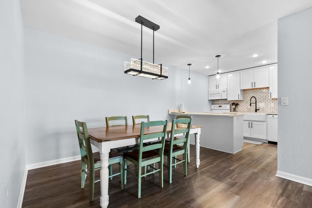 4050 W Centre Avenue 115, Portage, MI 49024