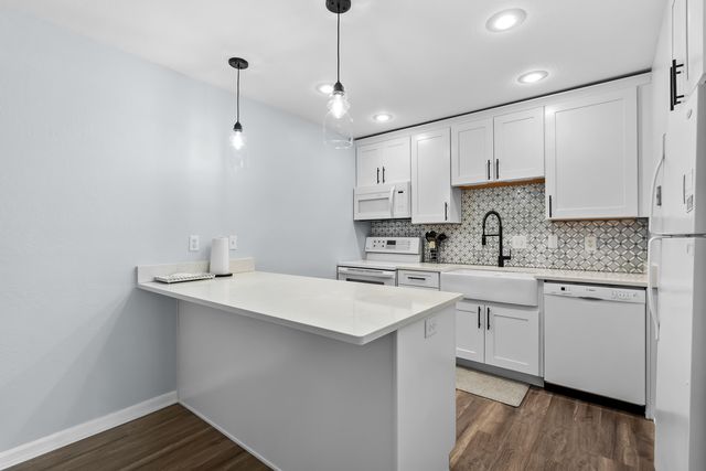 4050 W Centre Avenue 115, Portage, MI 49024