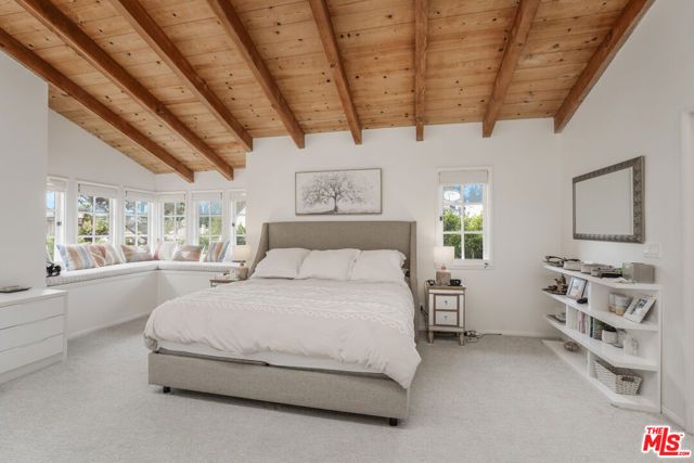 2330 Midvale Avenue, Los Angeles, CA 90064