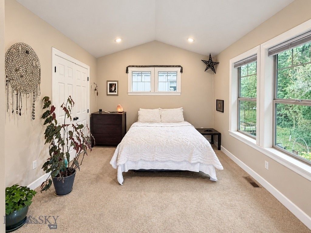 406 E Geyser Street, Livingston, MT 59047 photo 4