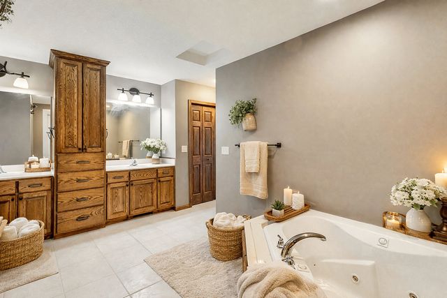 1201 Meadow Street NW, Montgomery, MN 56069