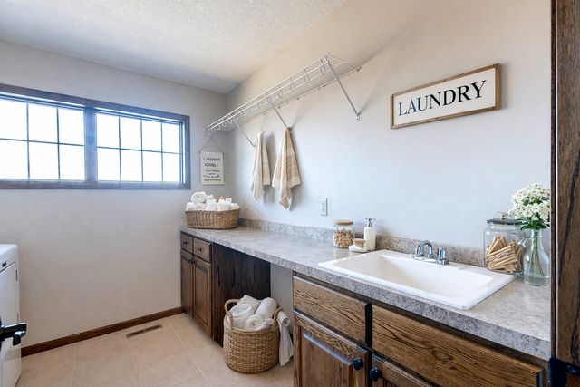 1201 Meadow Street NW, Montgomery, MN 56069