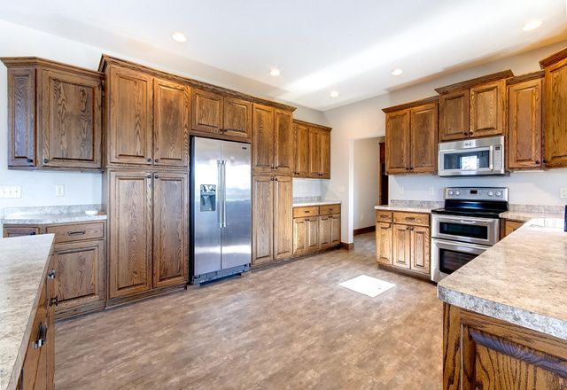 1201 Meadow Street NW, Montgomery, MN 56069