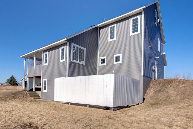 1201 Meadow Street NW, Montgomery, MN 56069