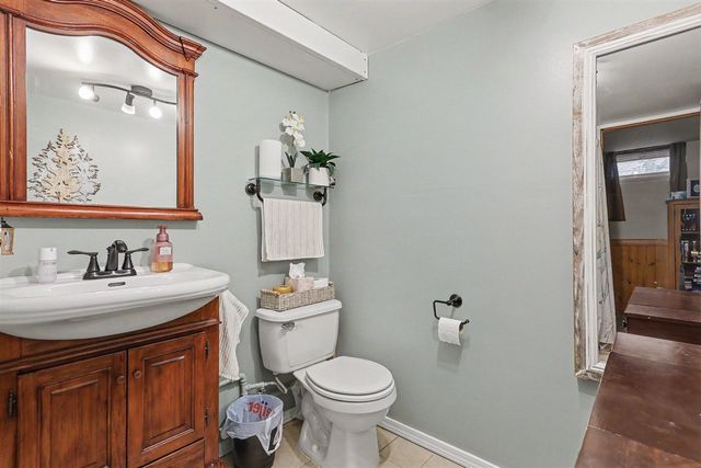 1702 Leif Avenue, Muskegon, MI 49441