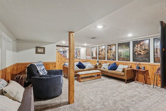 1702 Leif Avenue, Muskegon, MI 49441