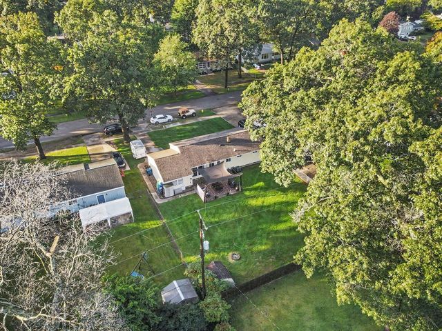 1702 Leif Avenue, Muskegon, MI 49441