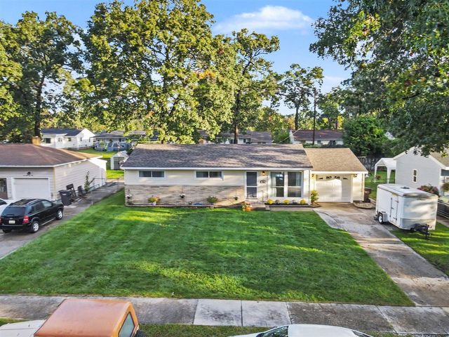 1702 Leif Avenue, Muskegon, MI 49441