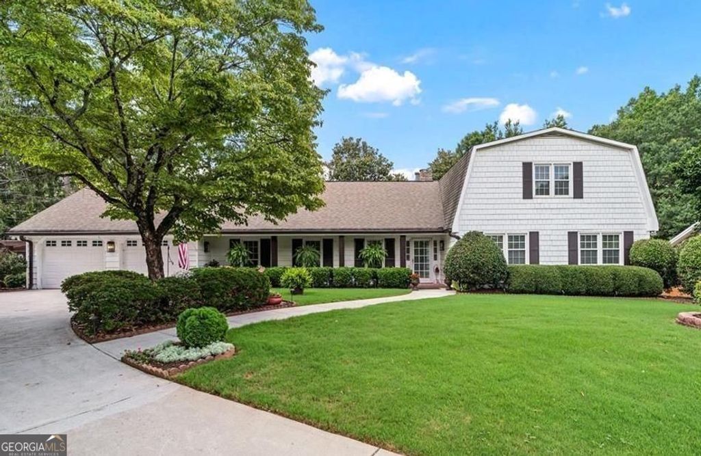 200 Bent Grass Drive, Roswell, GA 30076