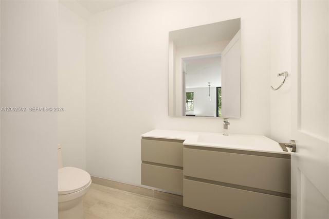 7498 SW 100th St, Pinecrest, FL 33156