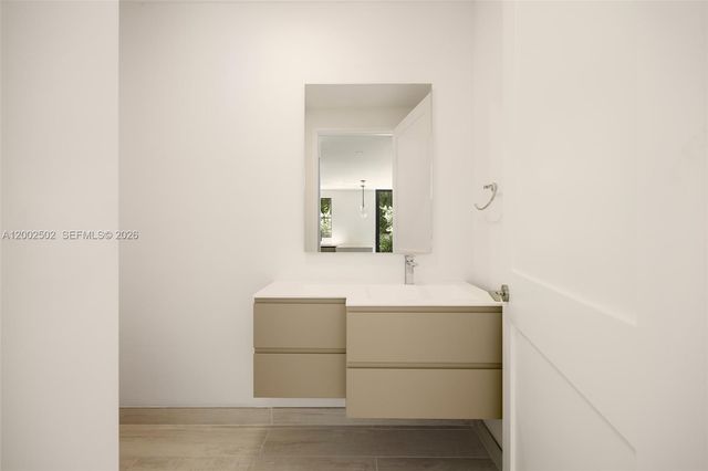 7498 SW 100th St, Pinecrest, FL 33156