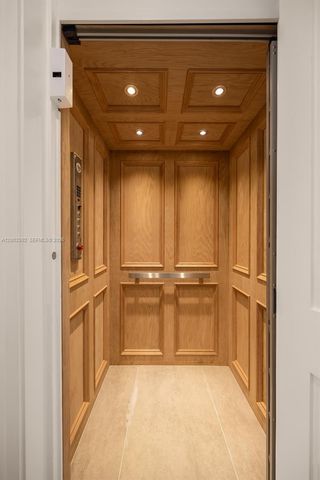 7498 SW 100th St, Pinecrest, FL 33156