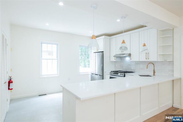231 Waverly Place, South Orange Village, NJ 07079
