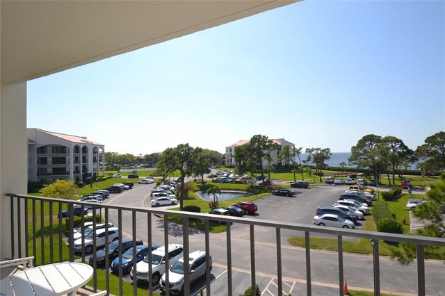 238 MARINER DRIVE, Tarpon Springs, FL 34689