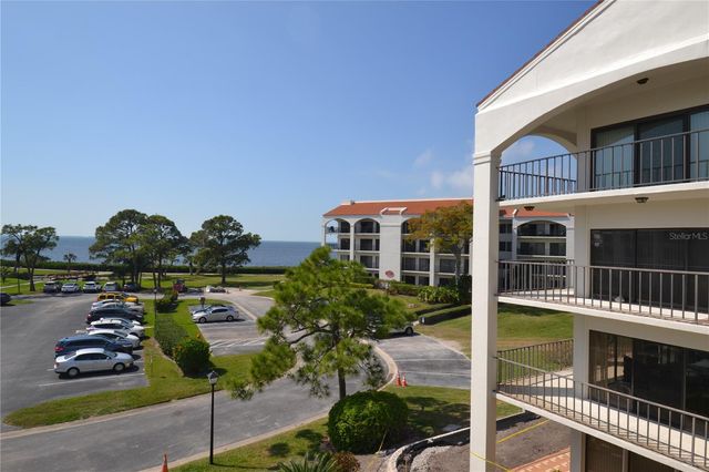 238 MARINER DRIVE, Tarpon Springs, FL 34689