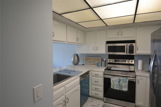 238 MARINER DRIVE, Tarpon Springs, FL 34689