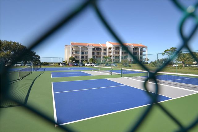 238 MARINER DRIVE, Tarpon Springs, FL 34689