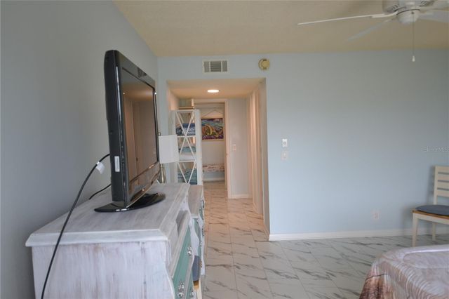 238 MARINER DRIVE, Tarpon Springs, FL 34689
