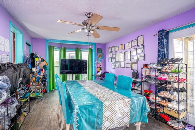 1708 Pershing Boulevard, Clinton, IA 52732