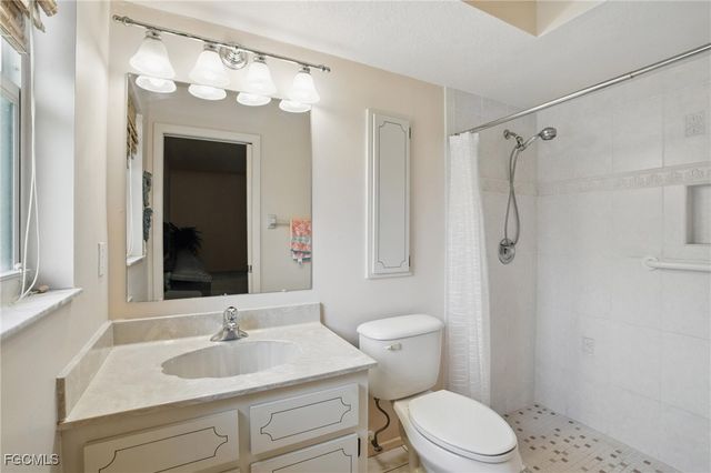 1105 SE 17th TER, Cape Coral, FL 33990