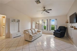 1105 SE 17th TER, Cape Coral, FL 33990