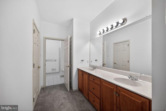 530 GRAMERCY LN, Downingtown, PA 19335