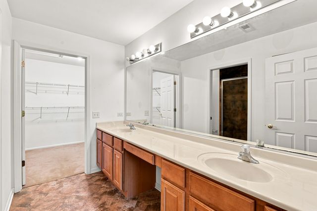3335 Timbers Edge Circle, Joliet, IL 60431