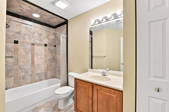 3335 Timbers Edge Circle, Joliet, IL 60431