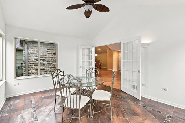 3335 Timbers Edge Circle, Joliet, IL 60431