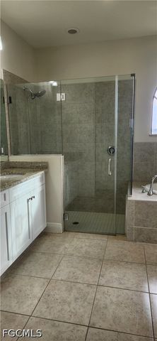 2231 NE 1st TER, Cape Coral, FL 33909