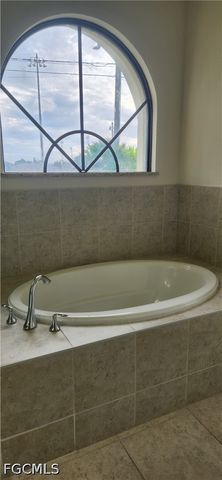 2231 NE 1st TER, Cape Coral, FL 33909