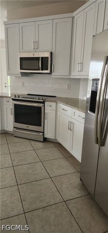 2231 NE 1st TER, Cape Coral, FL 33909
