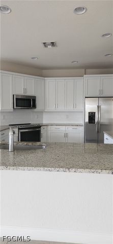 2231 NE 1st TER, Cape Coral, FL 33909